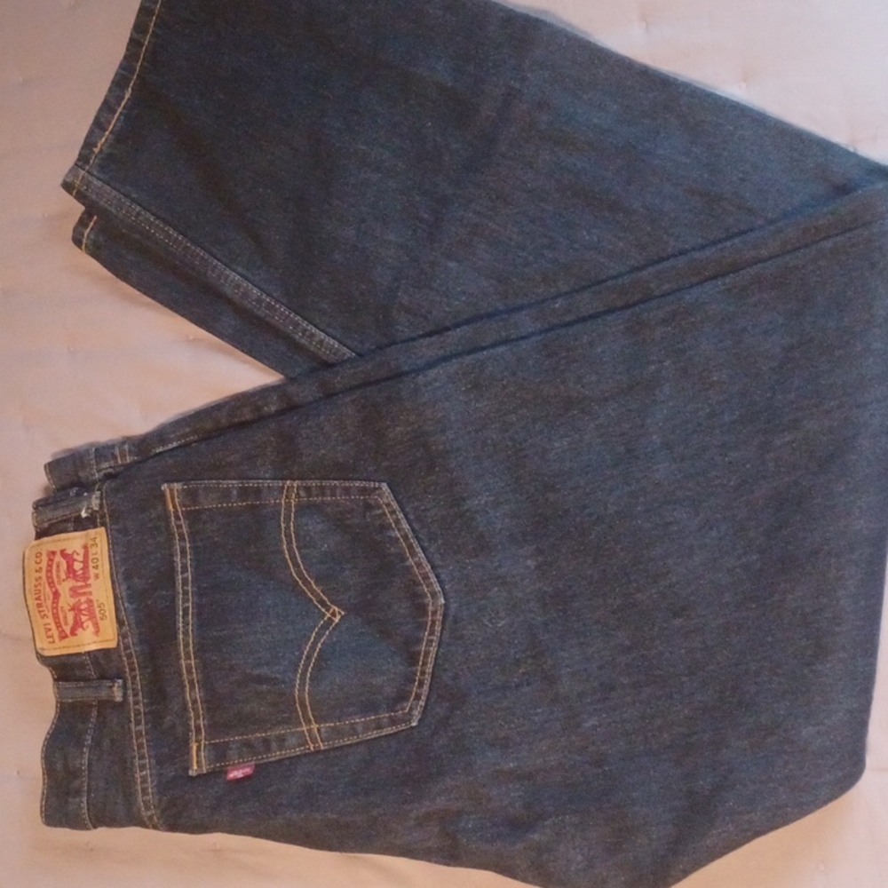 Levi  505